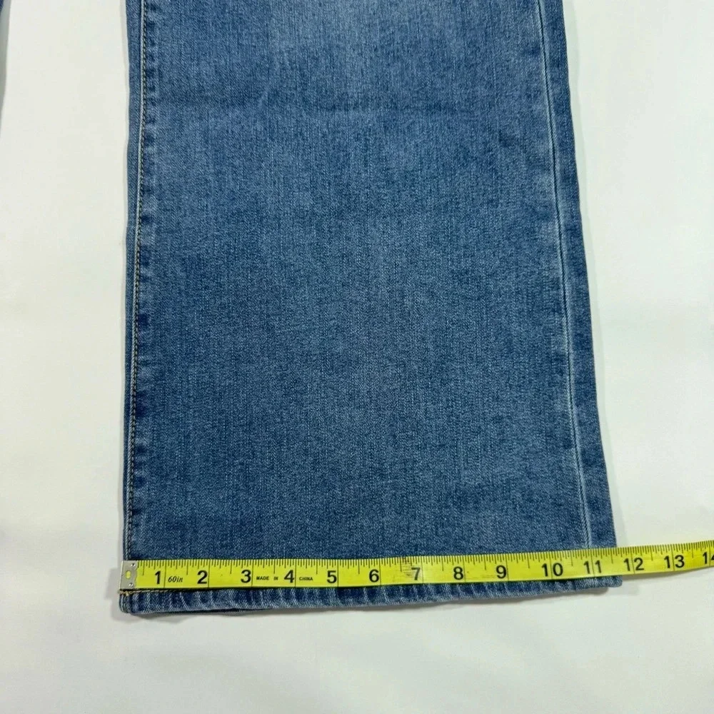 Eloquii Naomi Flare Jeans Size 26 Ripped Knee